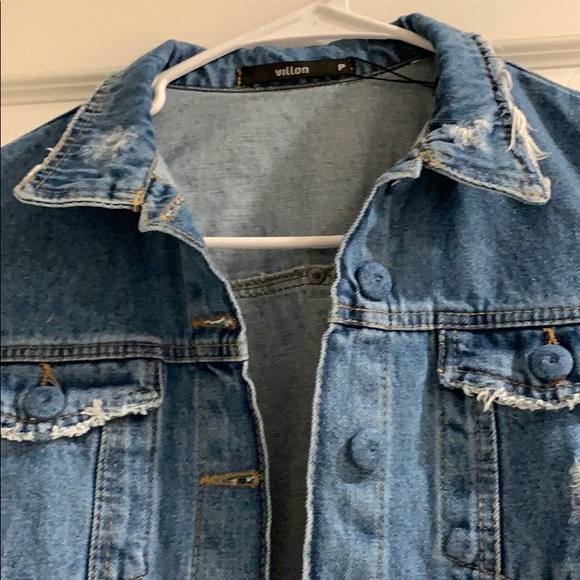 NWT Jean jacket puffer sleeve distressed - Picture 2 of 6